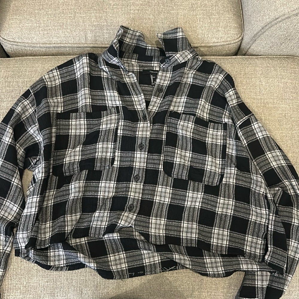 Forever 21 black flannel size S